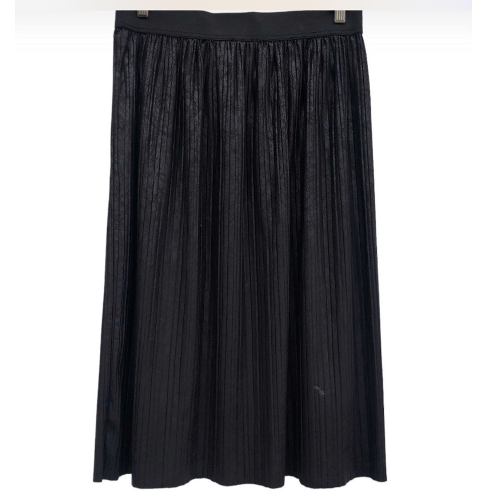Distressed accordion midi faux leather finish L